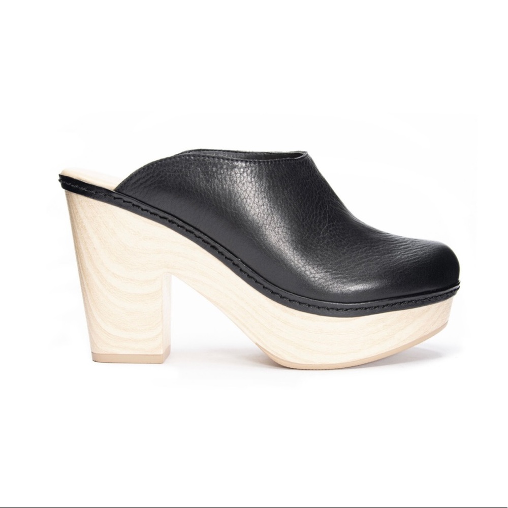 Chinese Laundry Black Clogs size 11 never worn